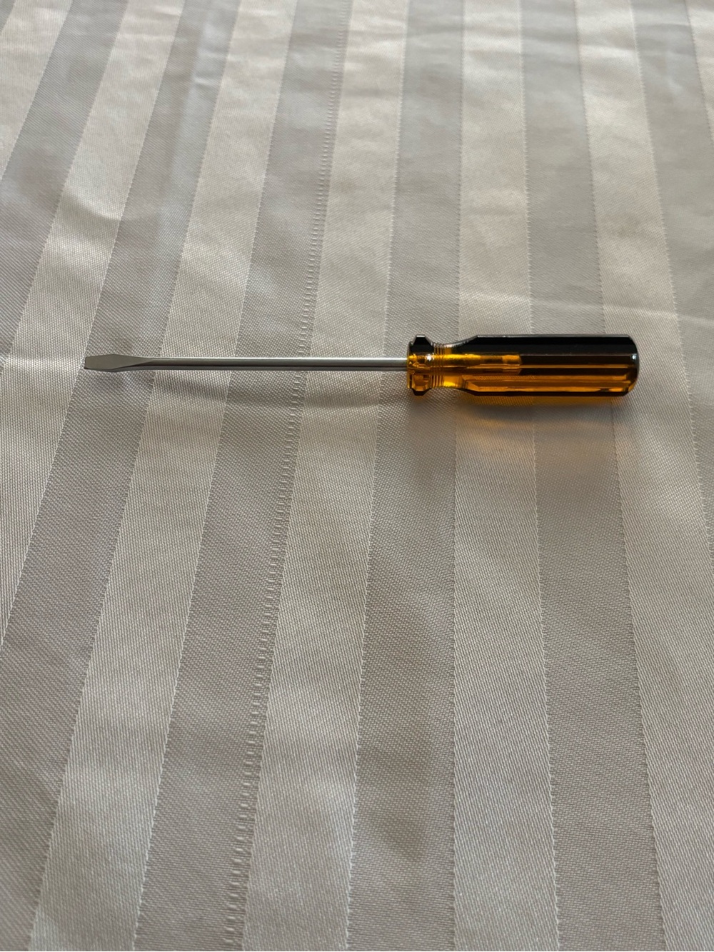 Orange and Black Small 5 1/4-in. Flathead Screwdriver (Good Condition)